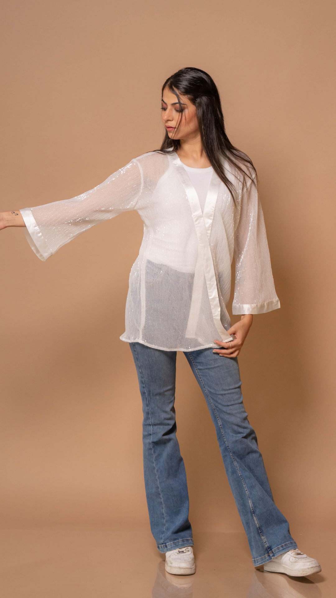 White Net Shrug – ourttire